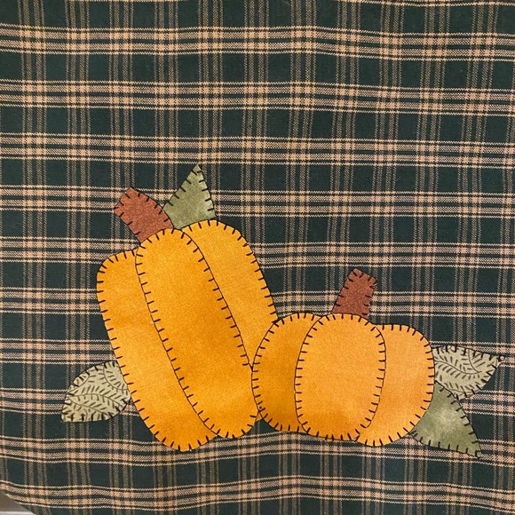 Pumpkin Valance - Picture 3 of 3